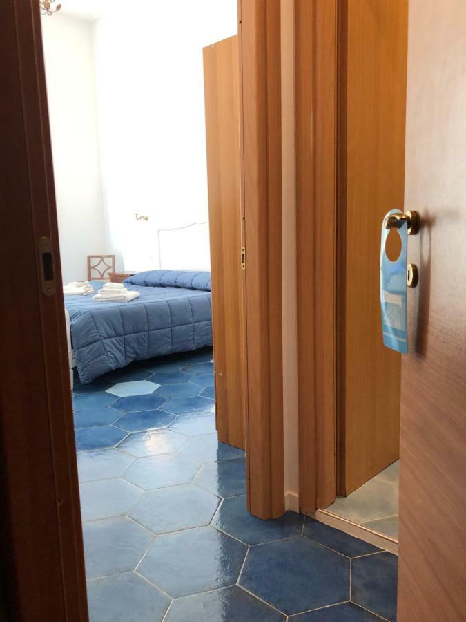 Il Sole Di Montesanto Bed & Breakfast Naples Exterior photo